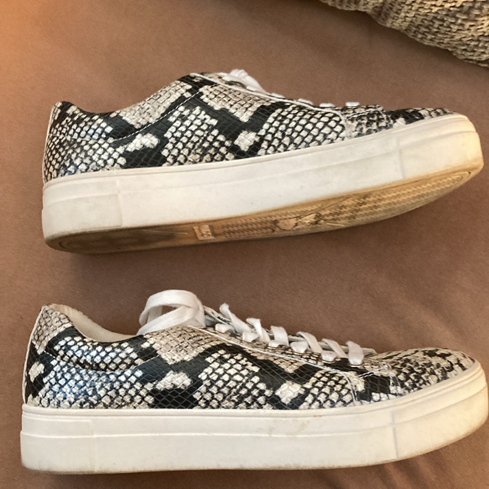 Aldo Python Print Sneakers Size 7.5 Ultra Comfy - image 2